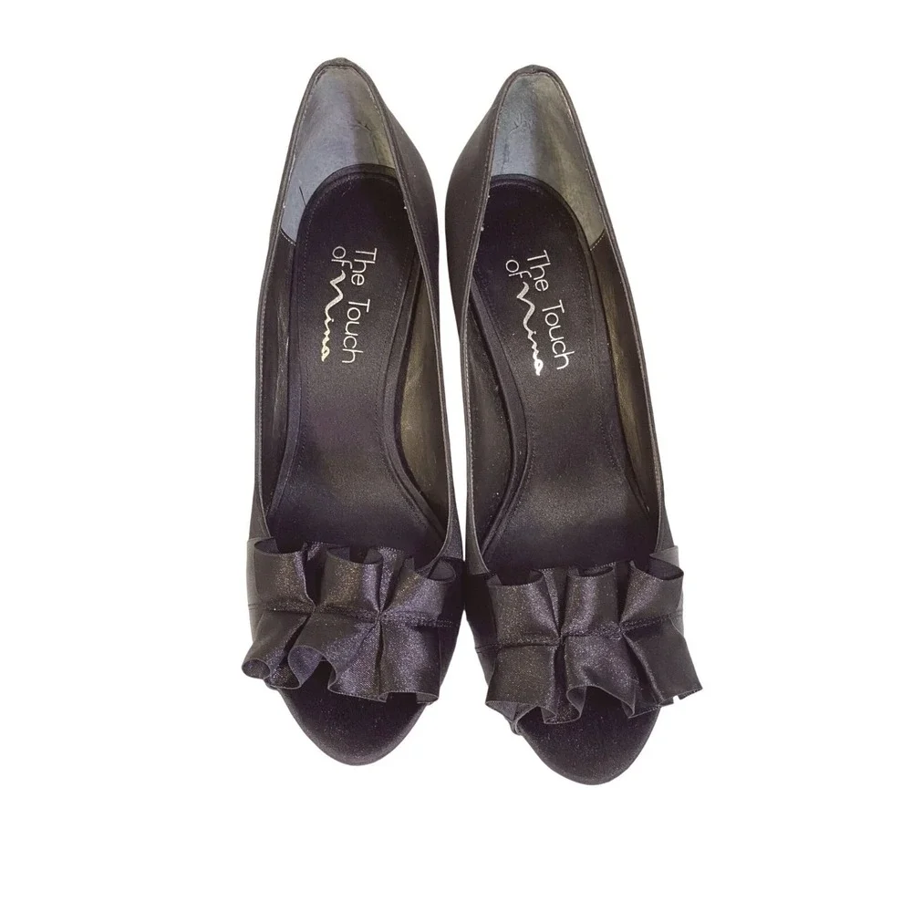Nina The Touch of Nina Black Peep Toe Satin‎ Pump Heels Ruffle Design Women's 7M